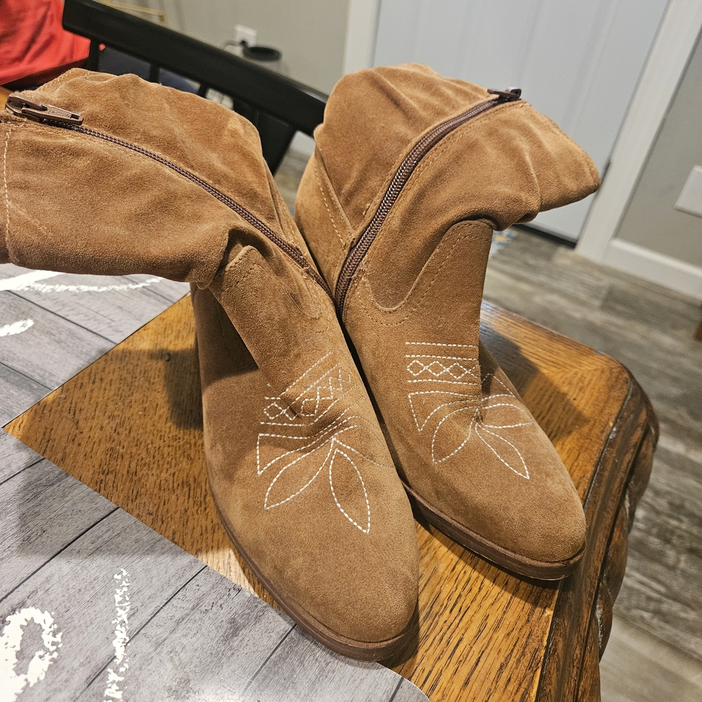 Hollister Tan Suede Heeled Boots